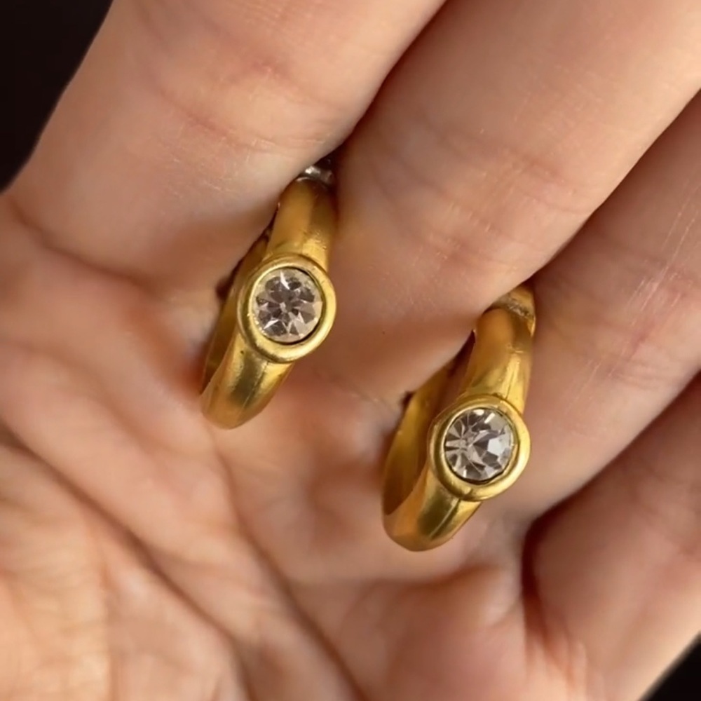 Vintage Gold Tone Crystal Hoop Earrings Huggie Bezel Set Minimalist Jewelry - Picture 7 of 8